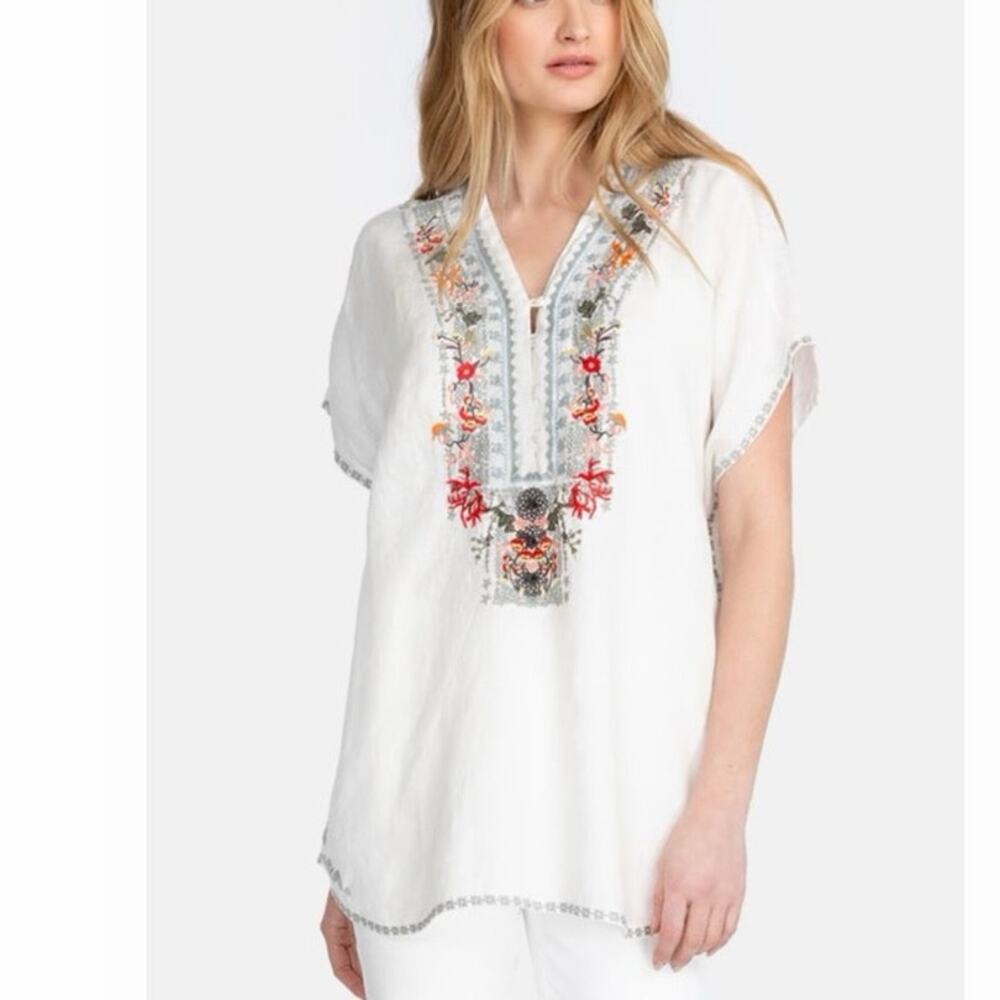 Johnny Was Hanjin linen blouse embroidered neckline size small